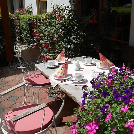 Aparthotel Alpenpark 4*